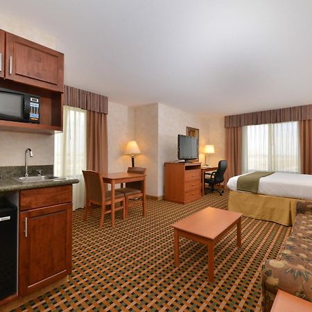 Holiday Inn Express Rawlins By Ihg Экстерьер фото